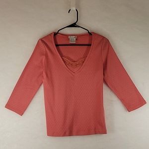 FDJ Womens Choral V-Neck with Lace Feature 3/4 Sleeve  Tee  Size M